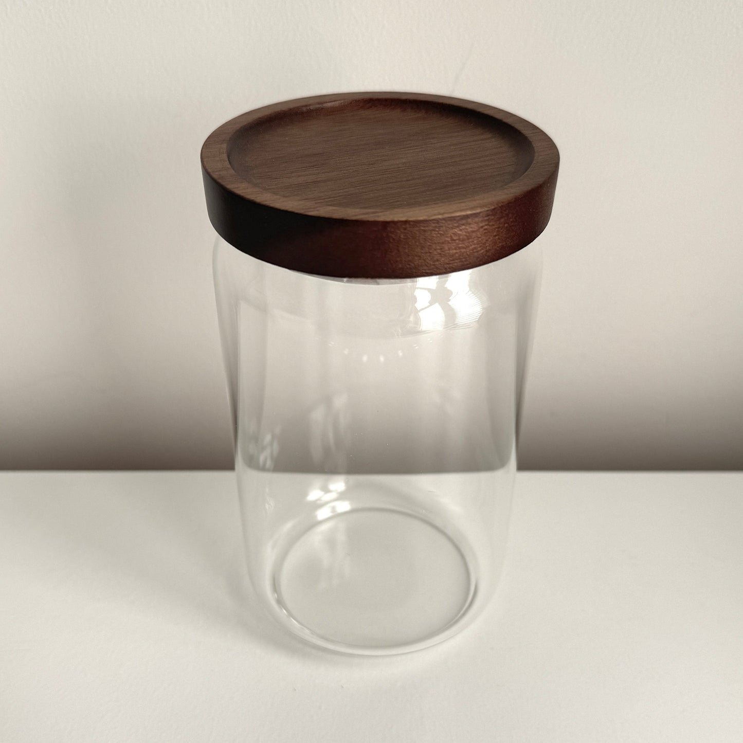 T. Airtight Glass Storage Jar